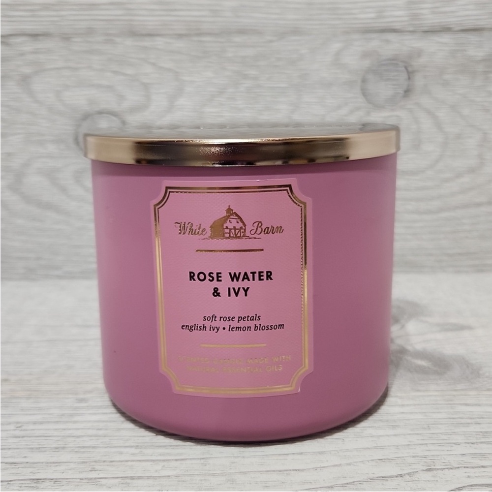 White Barn Rose Water & Ivy Candle - Soft Pink